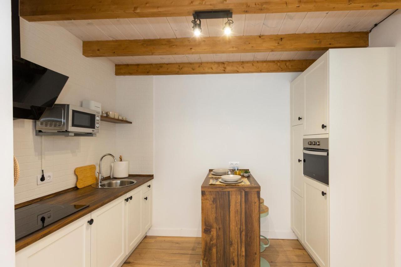 Apartamentos Gurugu Рибадео Екстериор снимка