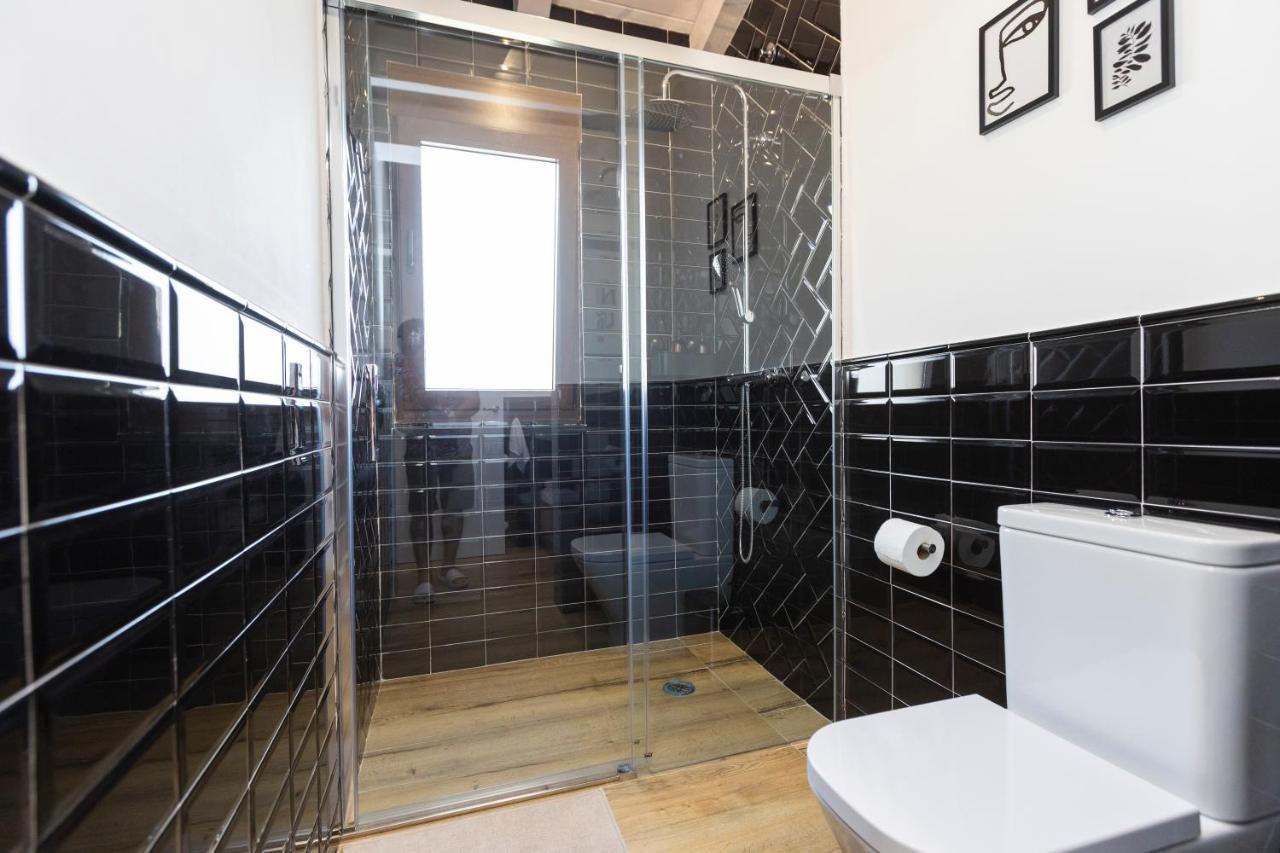 Apartamentos Gurugu Рибадео Екстериор снимка