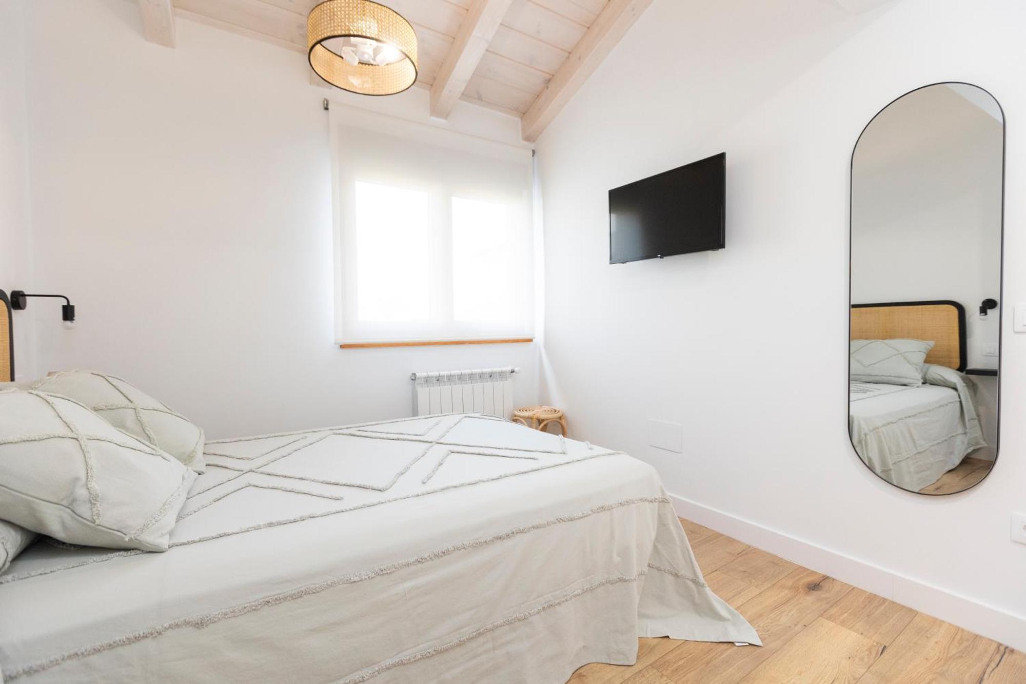 Apartamentos Gurugu Рибадео Екстериор снимка